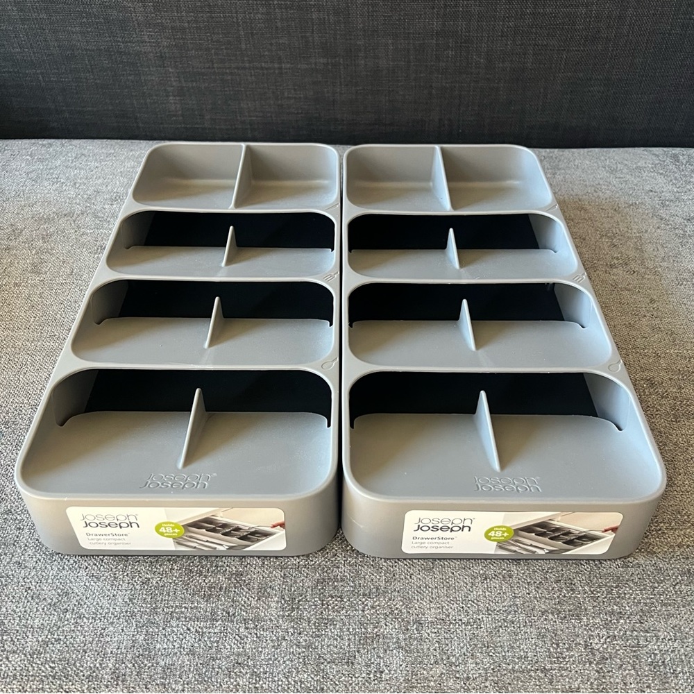 Set of Joseph Joseph Cutlery Organizers in Gray